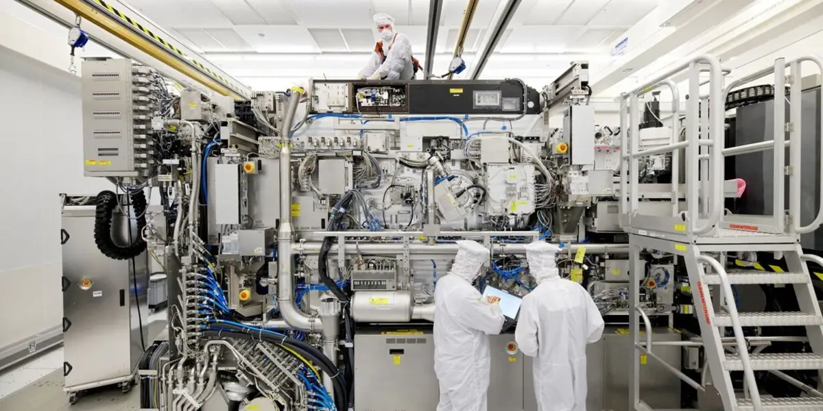 ASML 